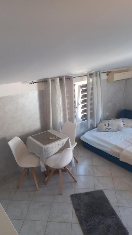 Belane Apartments Tivat Eksteriør bilde