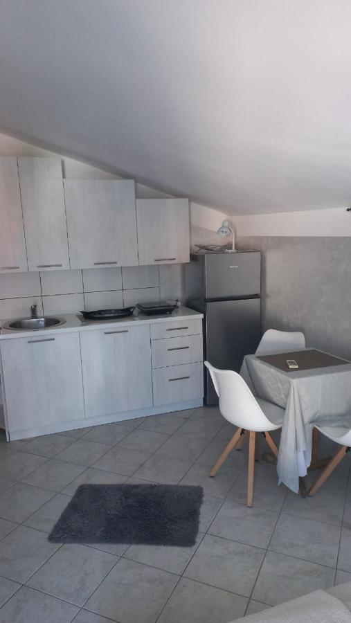 Belane Apartments Tivat Eksteriør bilde