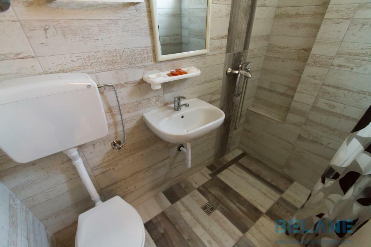 Belane Apartments Tivat Eksteriør bilde